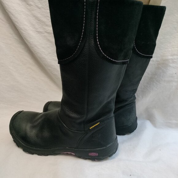 KEEN Tall Winter Weather Leather Boot - Picture 5 of 11